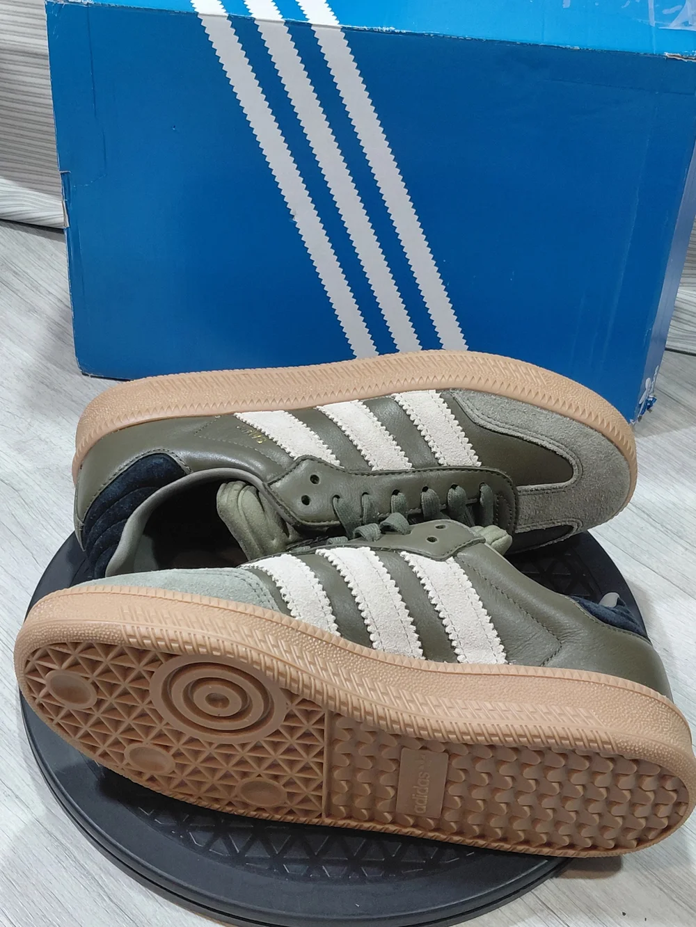 NEW Adidas Womens Samba XLG Olive Strata Chunky Thick Midsole with Gum Sole W8.5